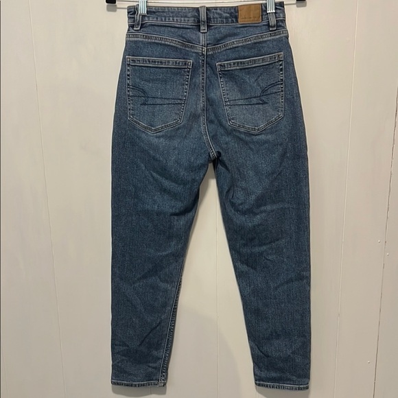 American Eagle Outfitters Mom Jeans - Picture 3 of 5